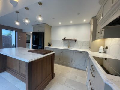 Custom kitchen fitting services in [city]